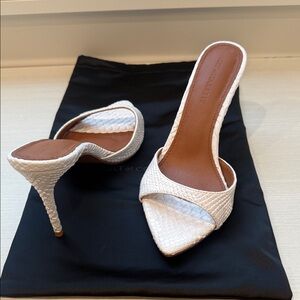 Chic White Textured Heels